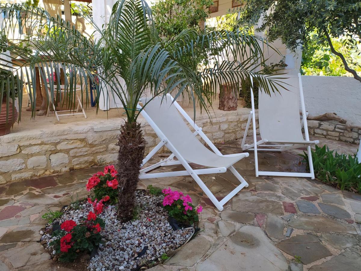 Idili Apartment Panormos  Luaran gambar