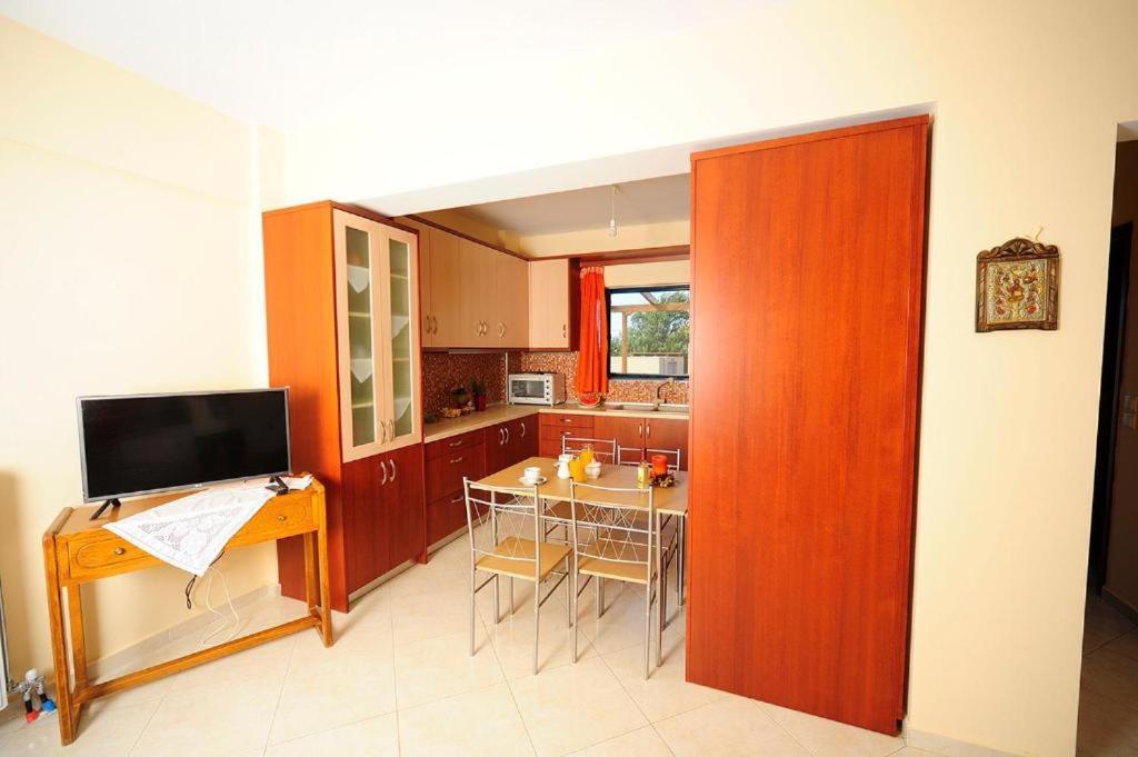 Idili Apartment Panormos  Luaran gambar