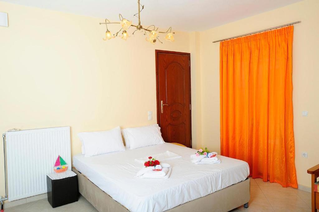 Idili Apartment Panormos  Luaran gambar